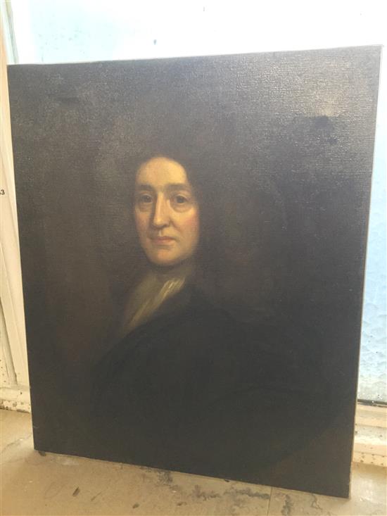 Unframed oil portrait of gent-